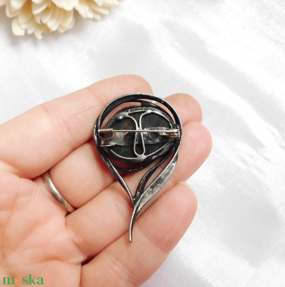 Labradorit bross / kitűző - ékszer - kitűző és bross - Meska.hu