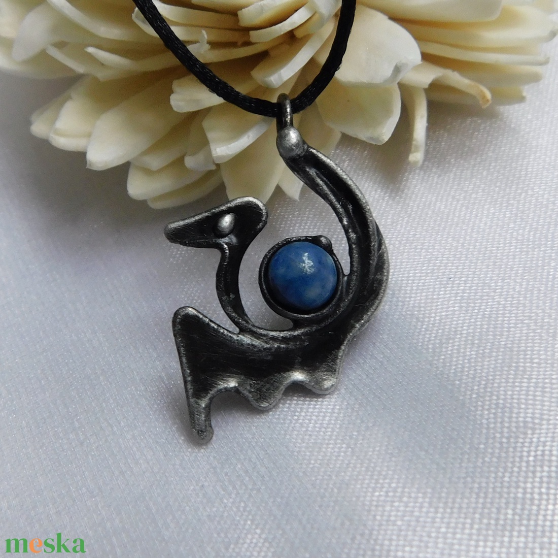 Mini lápisz lazuli sárkány medál - ékszer - nyaklánc - medálos nyaklánc - Meska.hu