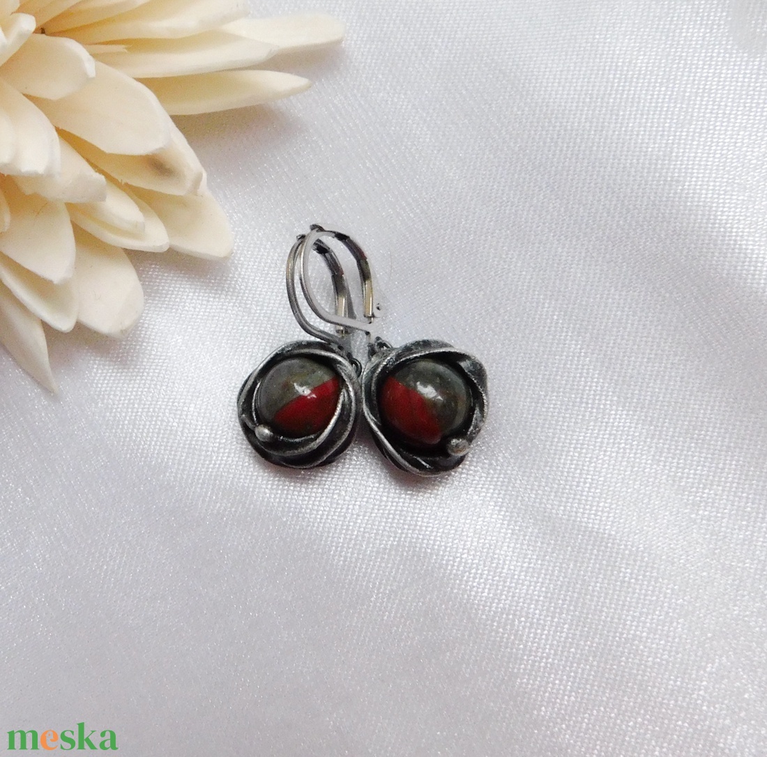 Heliotróp fülbevaló - ékszer - fülbevaló - lógós kerek fülbevaló - Meska.hu