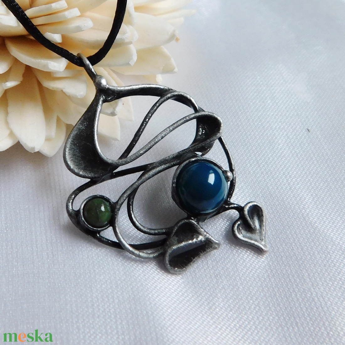 Achát medál nefrittel - ékszer - nyaklánc - medál - Meska.hu