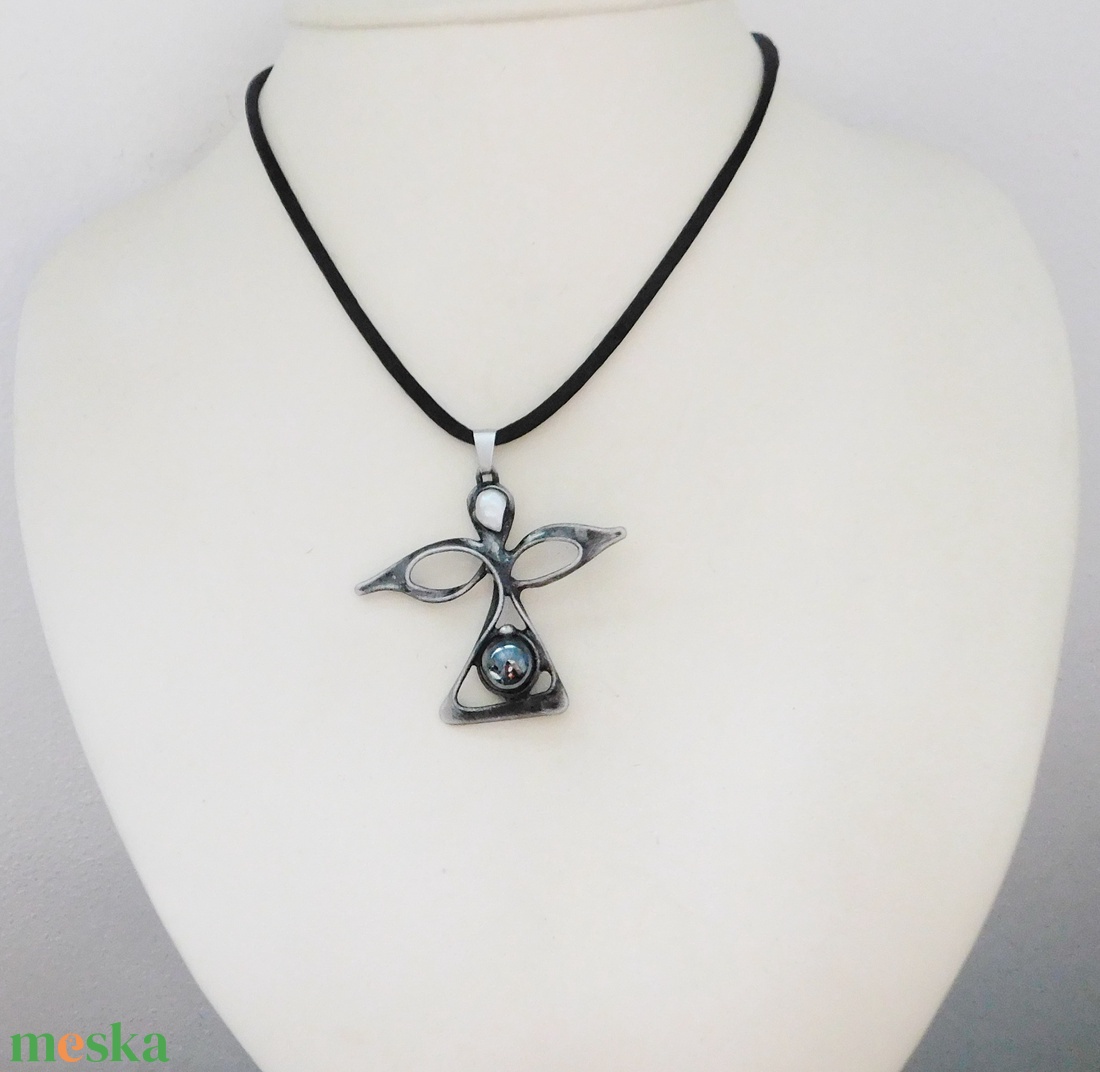 Hematit angyal medál - ékszer - nyaklánc - medálos nyaklánc - Meska.hu