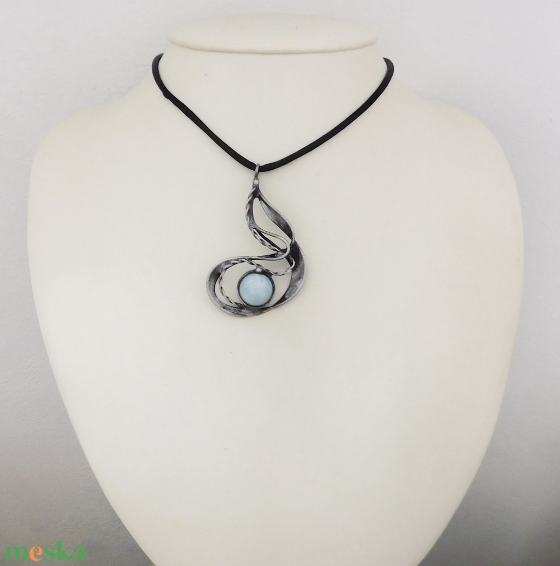 Jáde medál - ékszer - nyaklánc - medálos nyaklánc - Meska.hu
