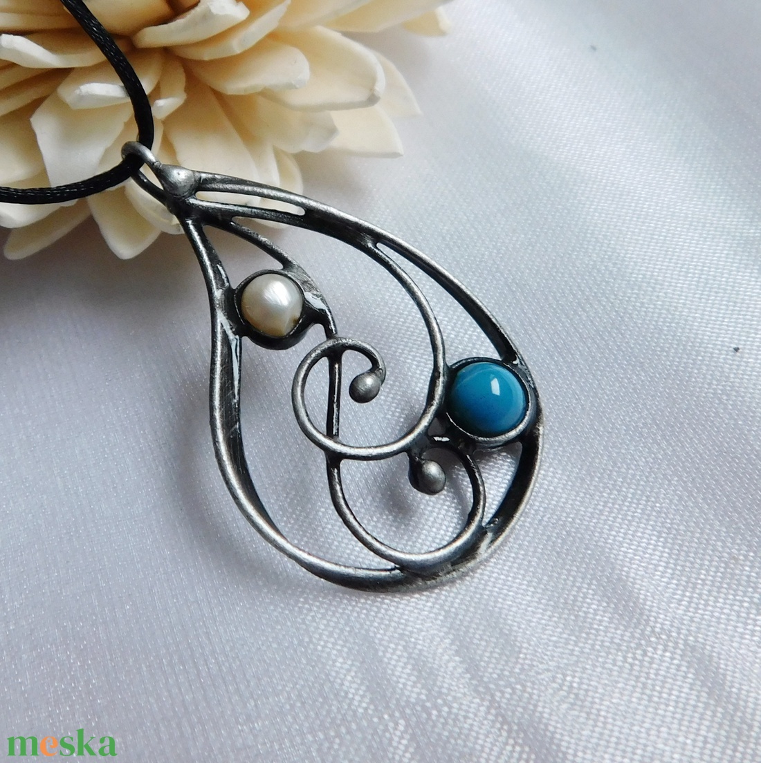 Achát medál folyami gyönggyel - ékszer - nyaklánc - medál - Meska.hu