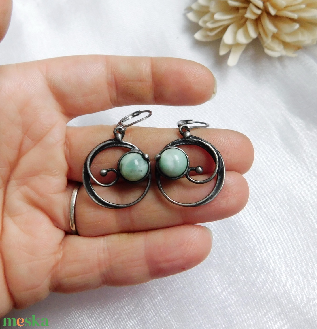 Zöld larimár fülbevaló - ékszer - fülbevaló - lógó fülbevaló - Meska.hu
