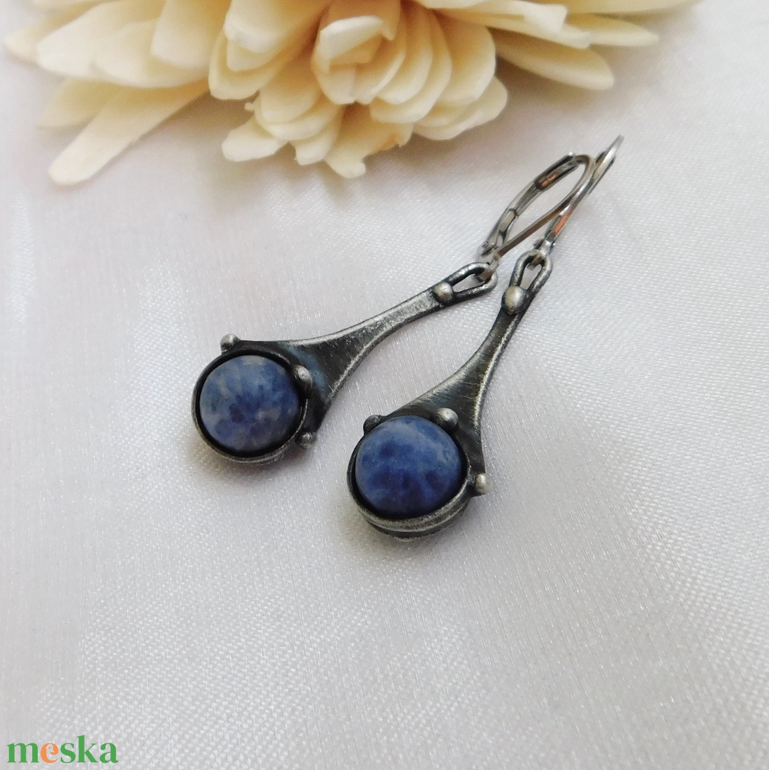 Szodalit fülbevaló - ékszer - fülbevaló - lógós kerek fülbevaló - Meska.hu