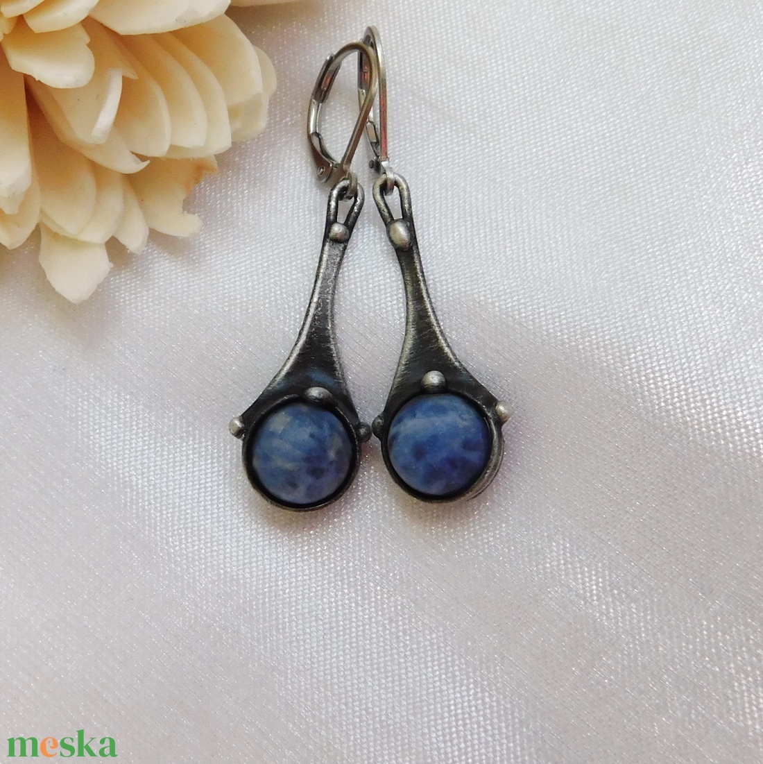 Szodalit fülbevaló - ékszer - fülbevaló - lógós kerek fülbevaló - Meska.hu