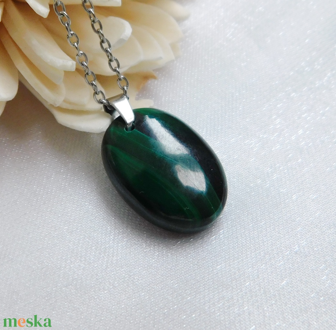 Malachit medál - ékszer - nyaklánc - medál - Meska.hu