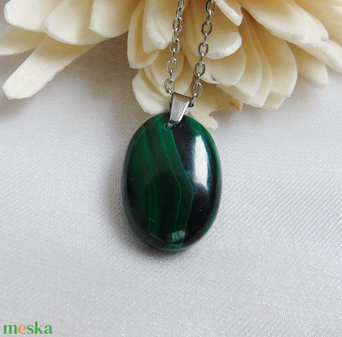 Malachit medál - ékszer - nyaklánc - medál - Meska.hu