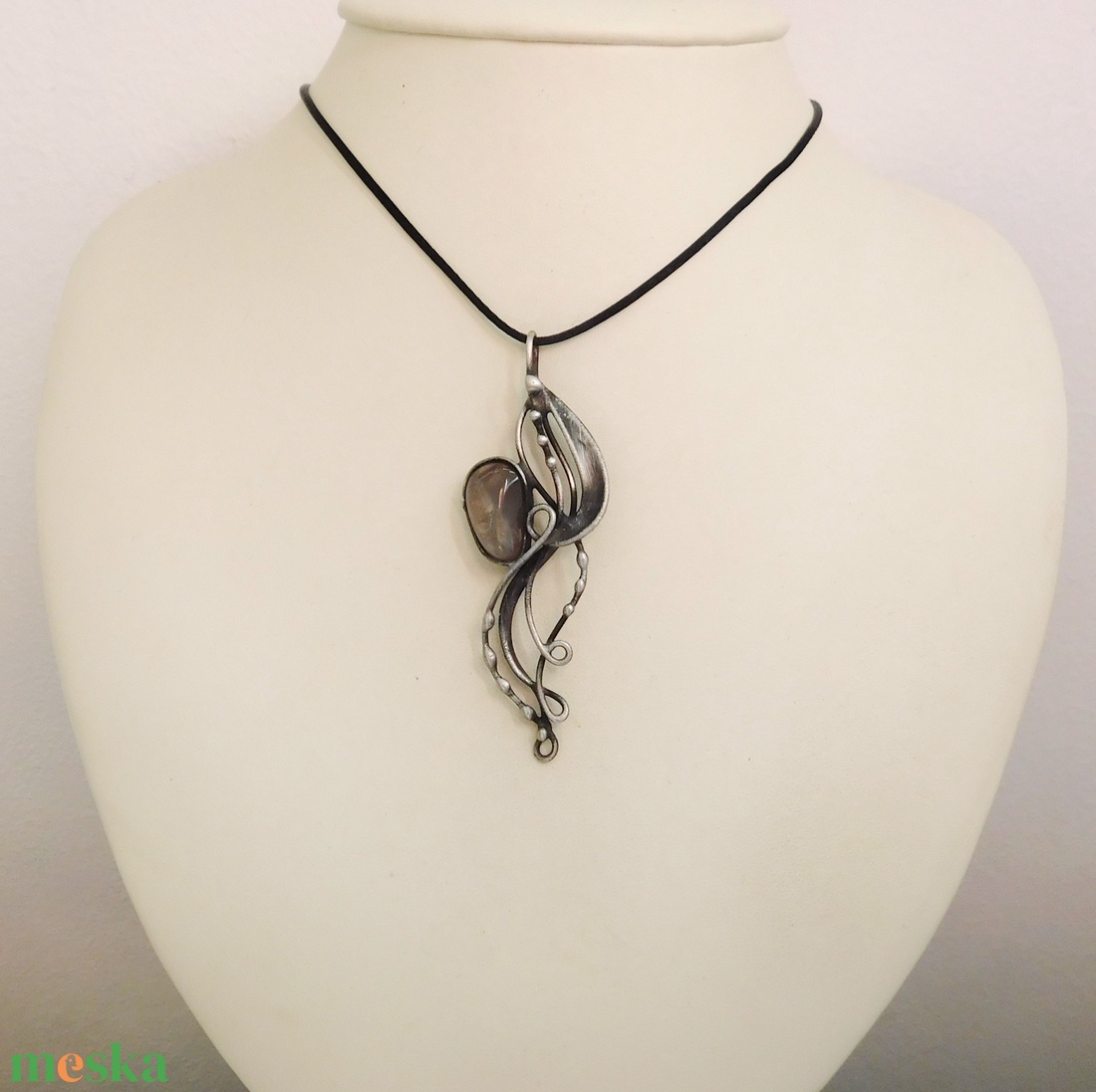 Holdkő medál - ékszer - nyaklánc - medálos nyaklánc - Meska.hu