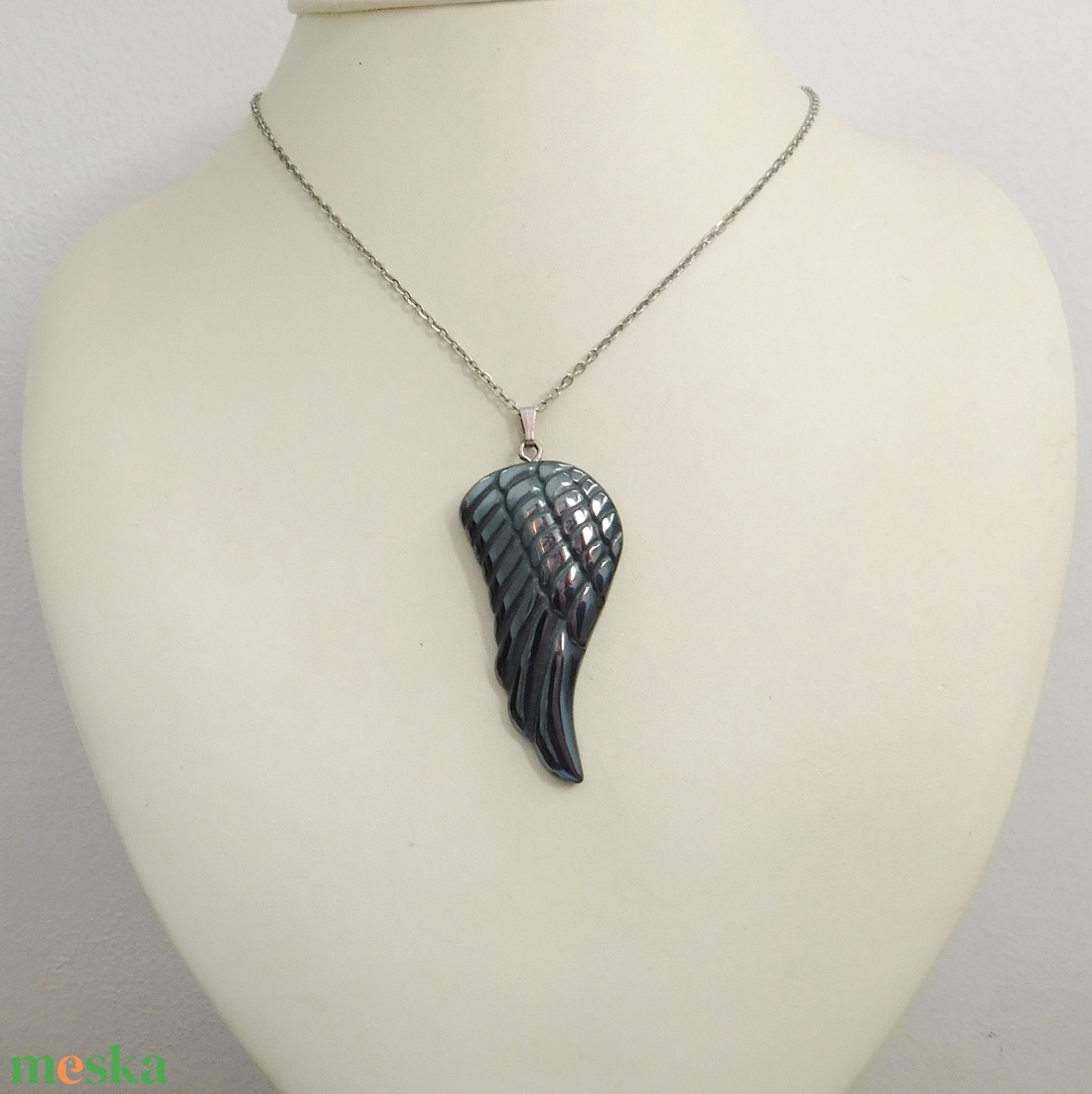 Hematit szárny medál - ékszer - kitűző és bross - Meska.hu