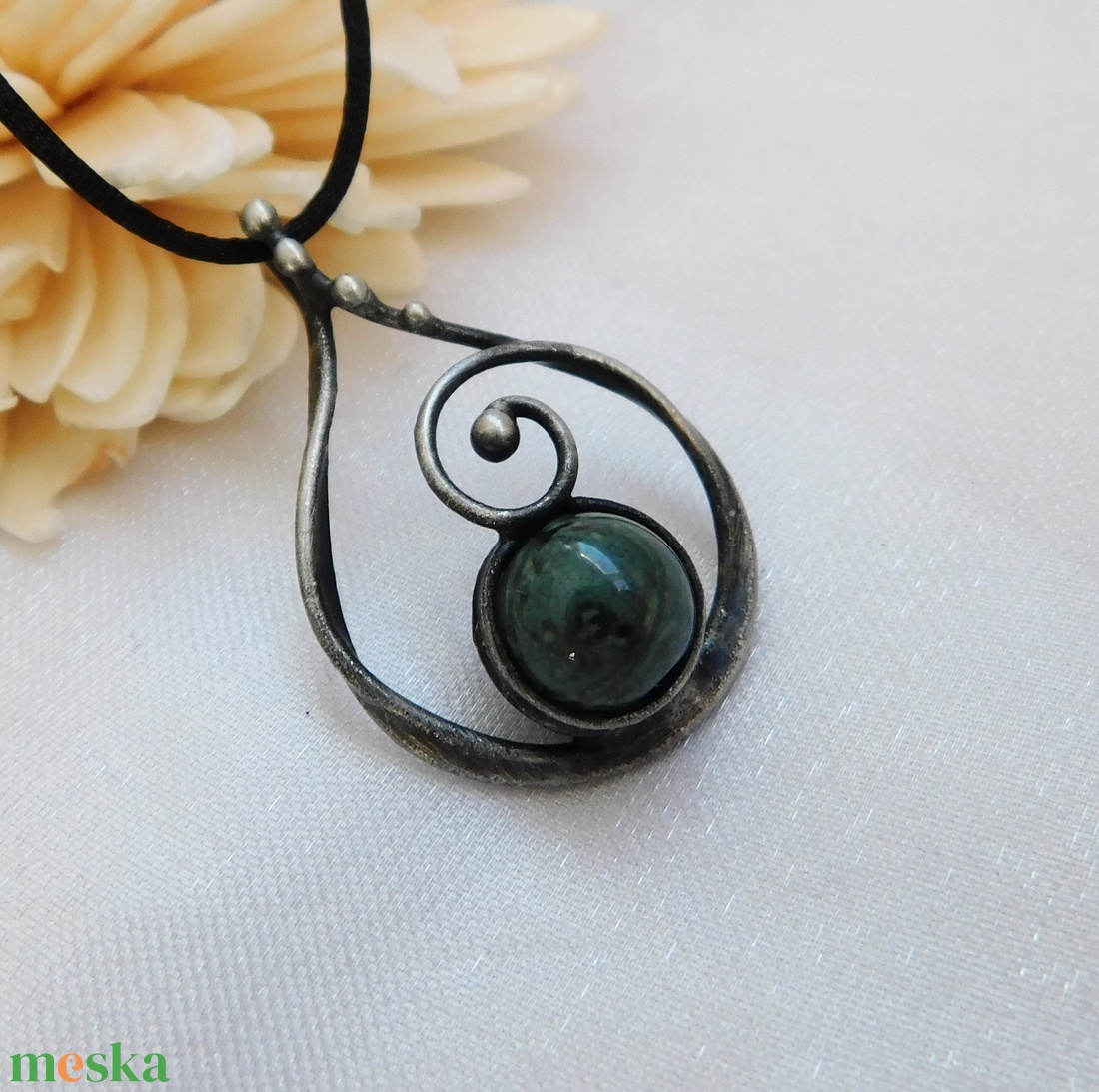 Eldarit ( kambaba jáspis ) medál - ékszer - nyaklánc - medál - Meska.hu