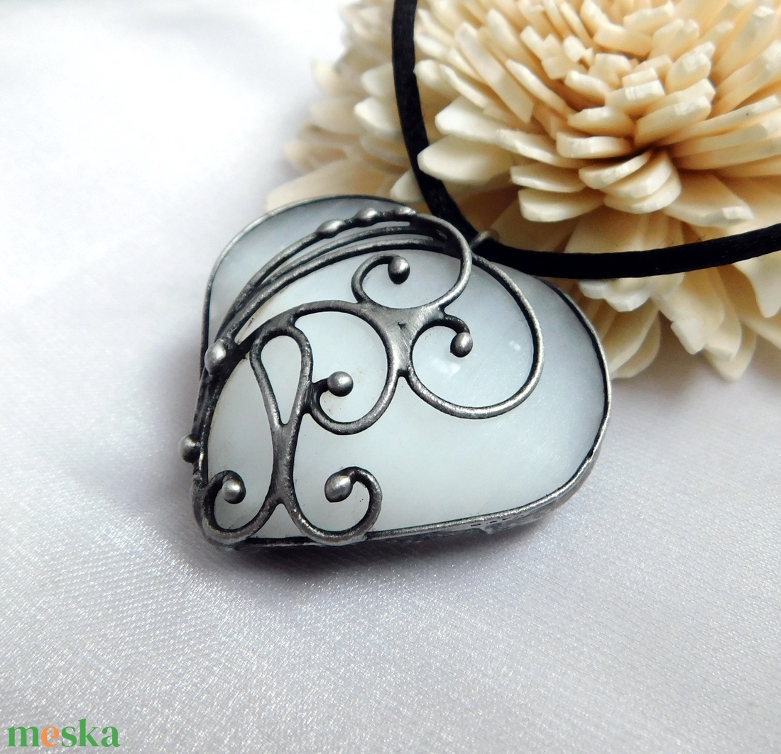 Szelenit medál  - ékszer - nyaklánc - medál - Meska.hu