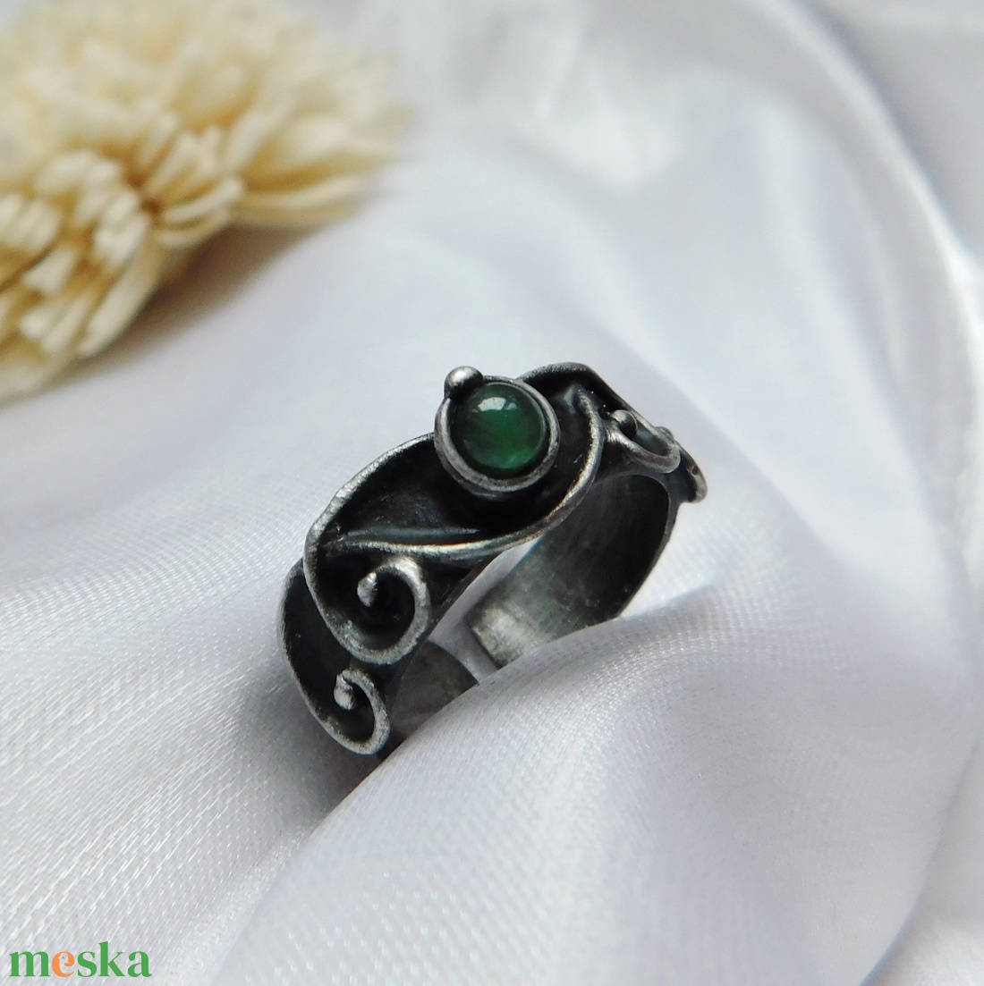 Jáde gyűrű - ékszer - gyűrű - szoliter gyűrű - Meska.hu