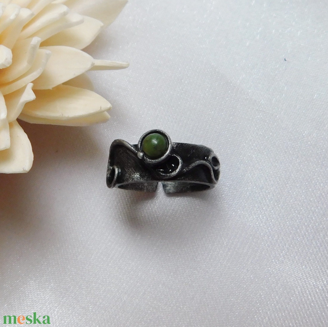 Nefrit gyűrű - ékszer - gyűrű - szoliter gyűrű - Meska.hu