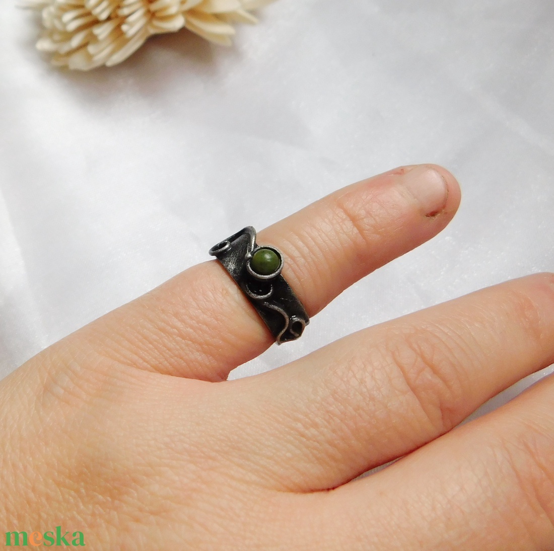 Nefrit gyűrű - ékszer - gyűrű - szoliter gyűrű - Meska.hu