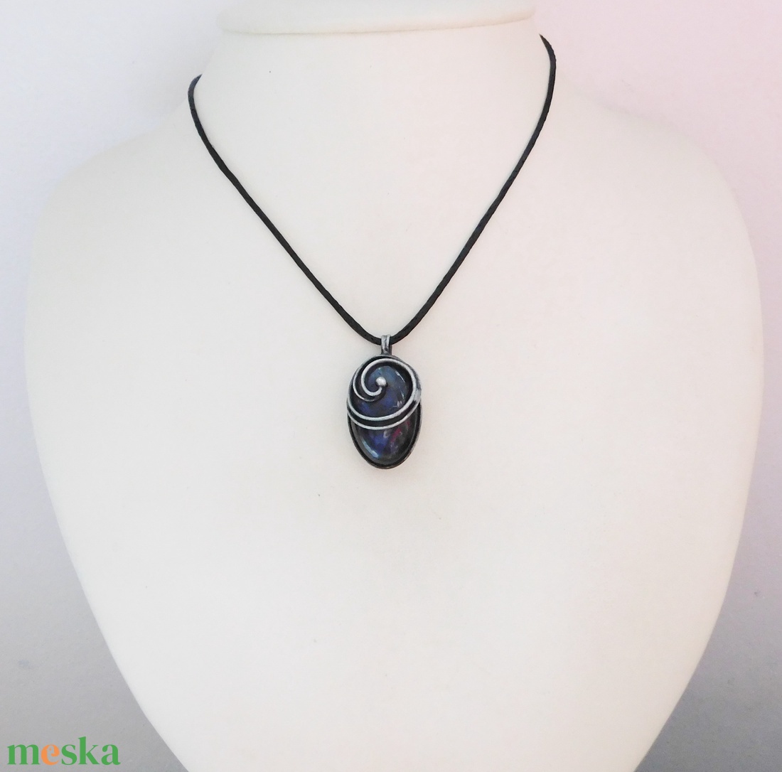 Labradorit medál - ékszer - nyaklánc - medálos nyaklánc - Meska.hu
