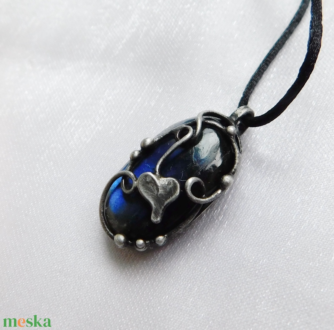 Labradorit medál - ékszer - nyaklánc - medálos nyaklánc - Meska.hu