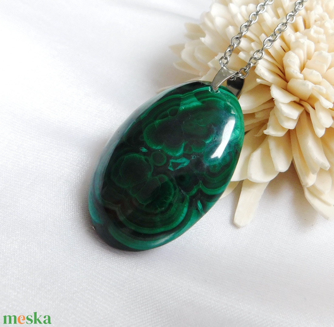 Malachit medál - ékszer - nyaklánc - medál - Meska.hu