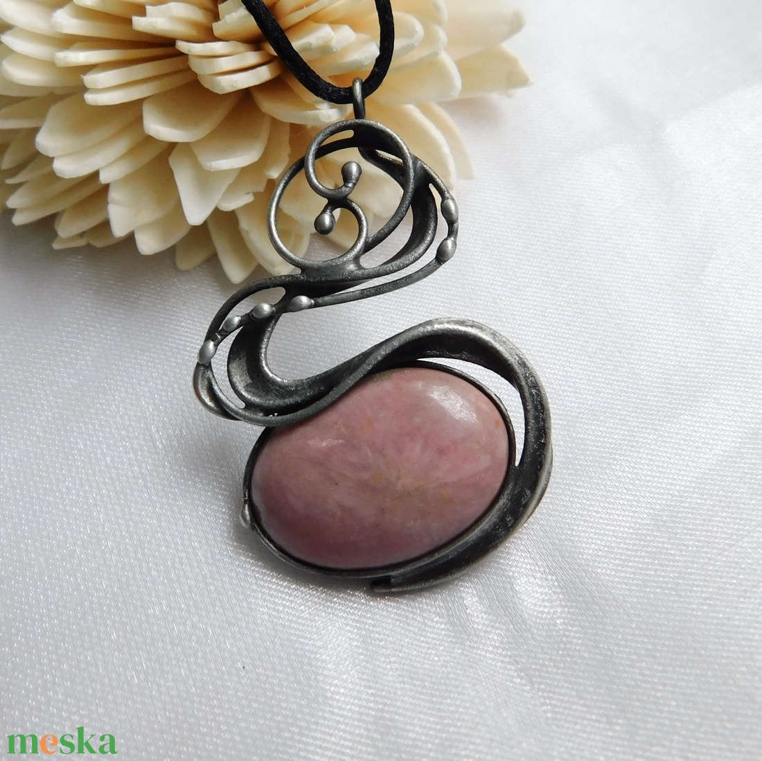 Rodonit medál - ékszer - nyaklánc - medál - Meska.hu