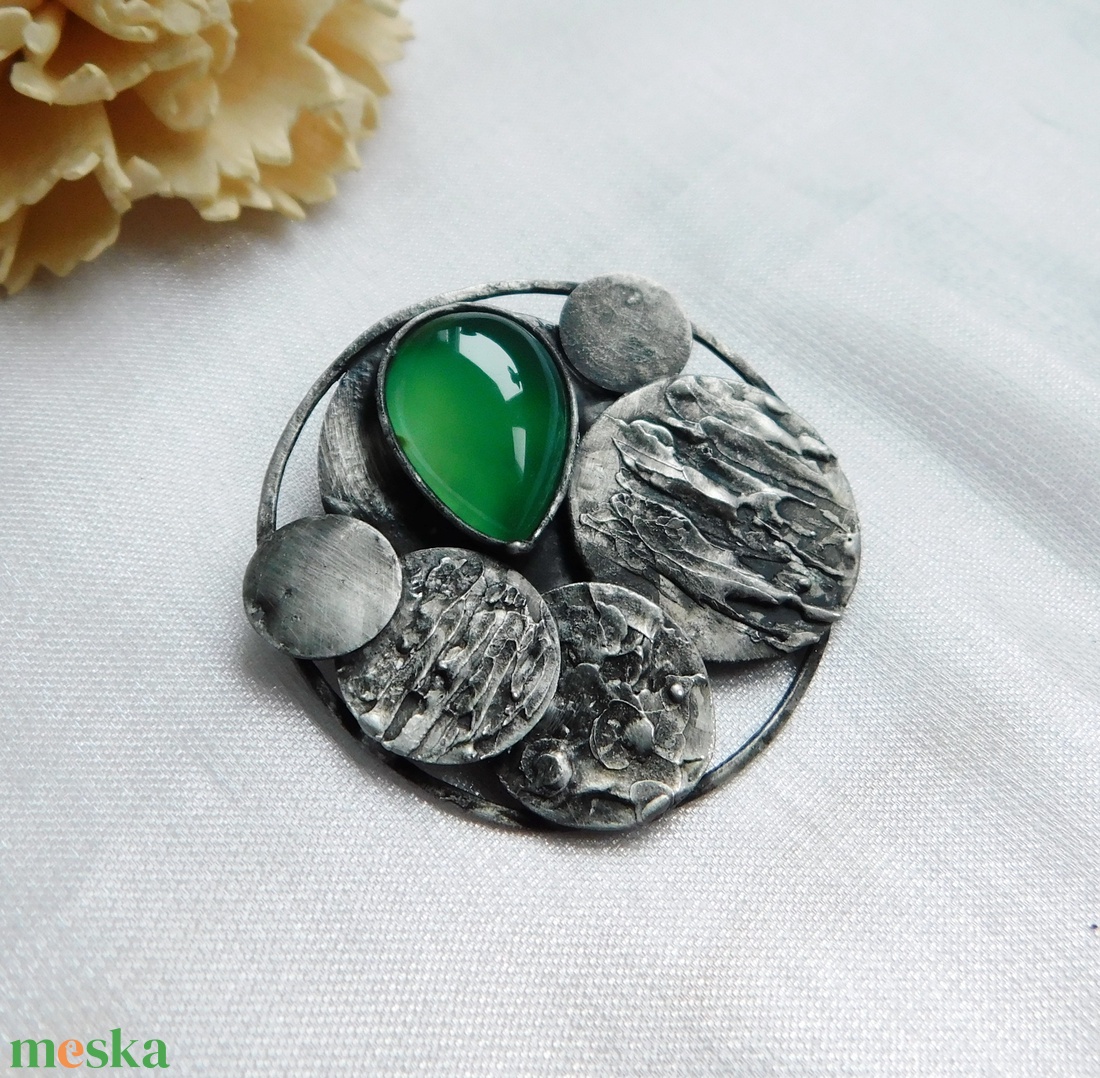 Achát bross / kitűző - ékszer - kitűző és bross - Meska.hu