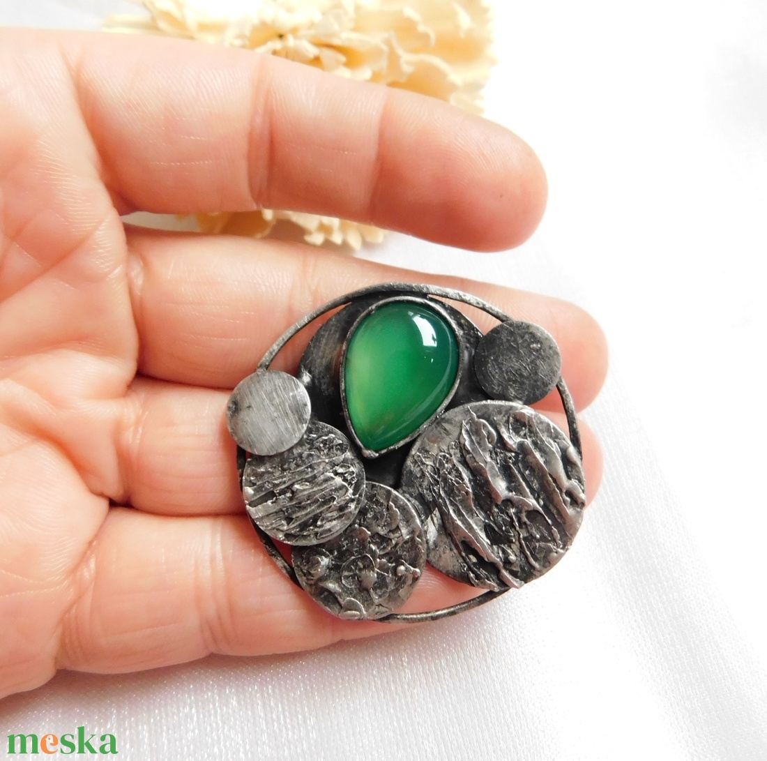 Achát bross / kitűző - ékszer - kitűző és bross - Meska.hu