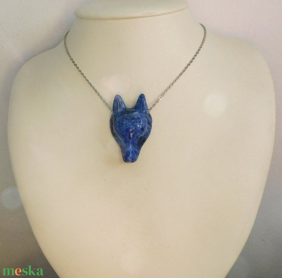 Szodalit farkas nyaklánc - ékszer - nyaklánc - medálos nyaklánc - Meska.hu