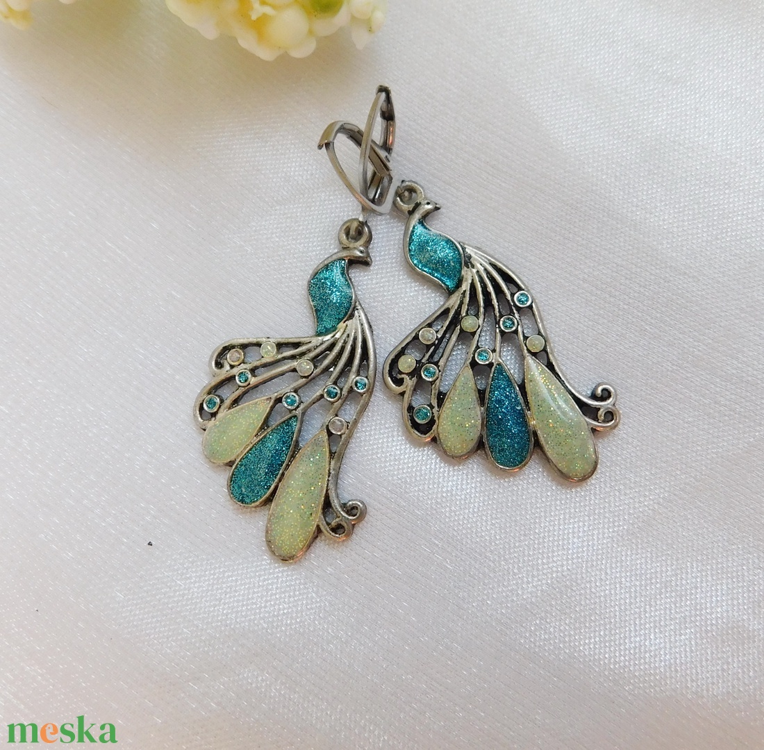 Pávás fülbevaló - ékszer - fülbevaló - lógó fülbevaló - Meska.hu