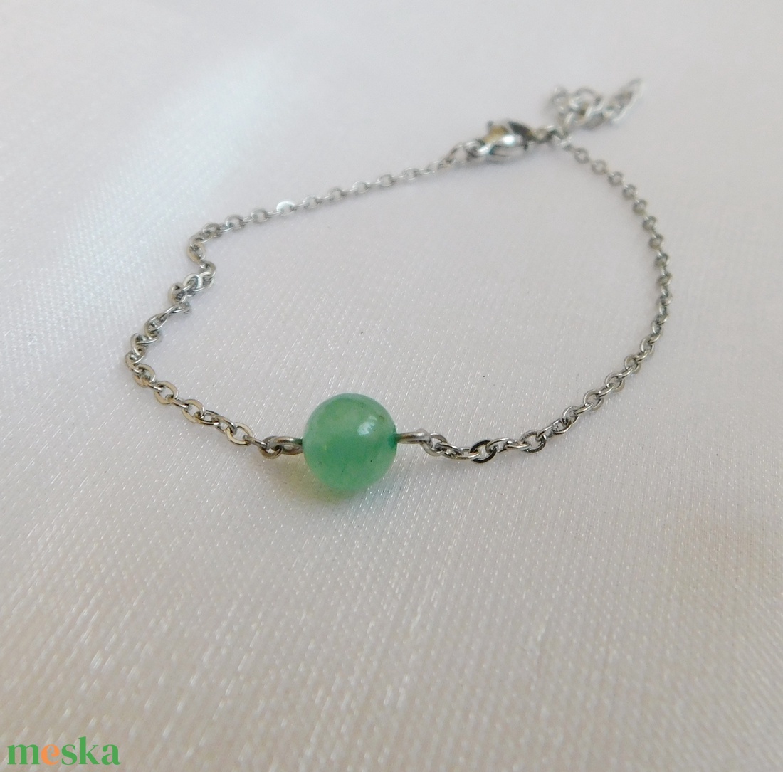 Acél karkötő aventurin gyönggyel - ékszer - nyaklánc - medál - Meska.hu
