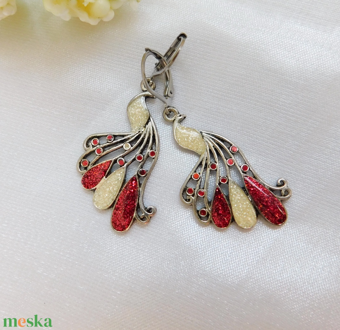 Pávás fülbevaló - ékszer - fülbevaló - lógó fülbevaló - Meska.hu