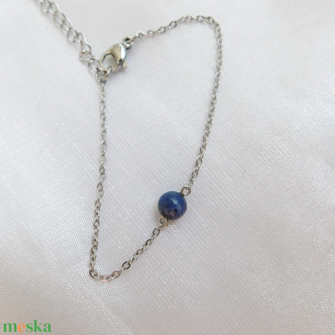 Acél karkötő dumortierit gyönggyel - ékszer - nyaklánc - medál - Meska.hu