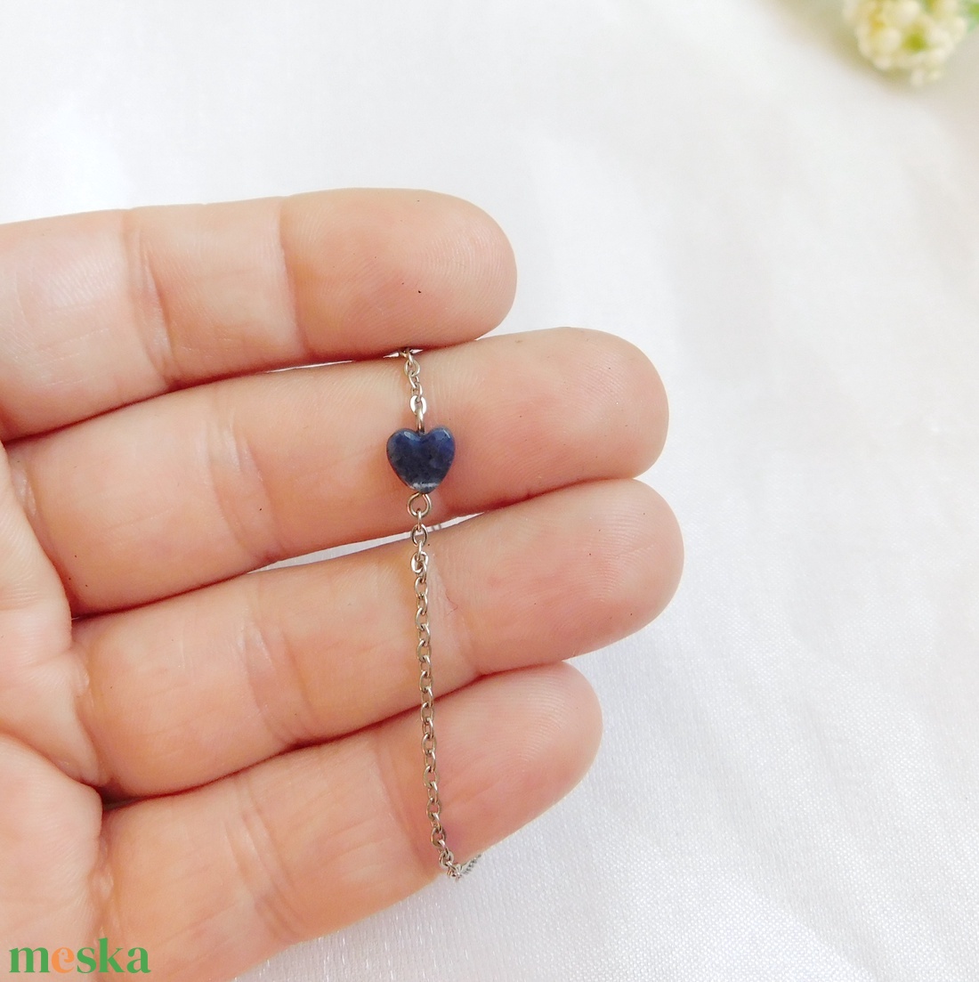 Acél karkötő szodalit gyönggyel - ékszer - nyaklánc - medál - Meska.hu