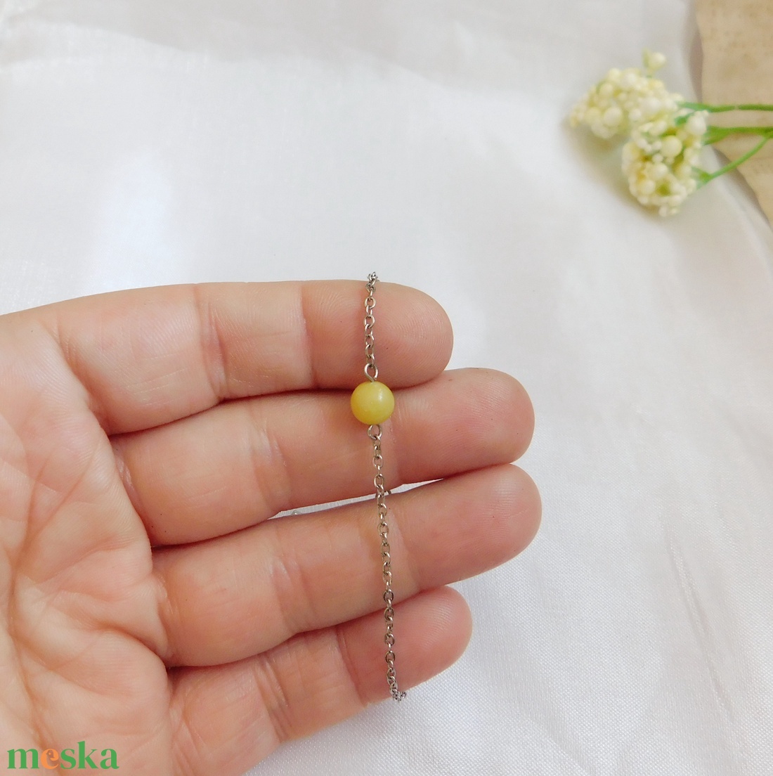 Acél karkötő kalcit gyönggyel - ékszer - nyaklánc - medál - Meska.hu