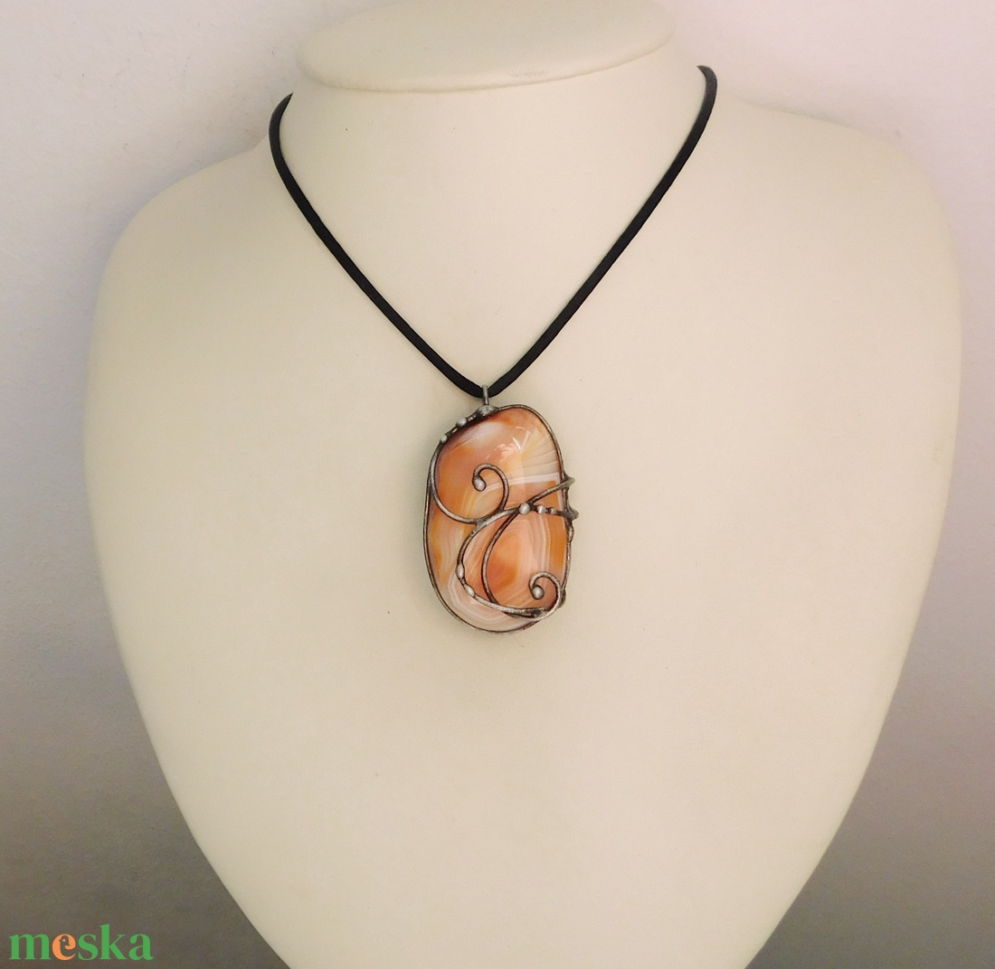 Karneol medál - ékszer - nyaklánc - medálos nyaklánc - Meska.hu