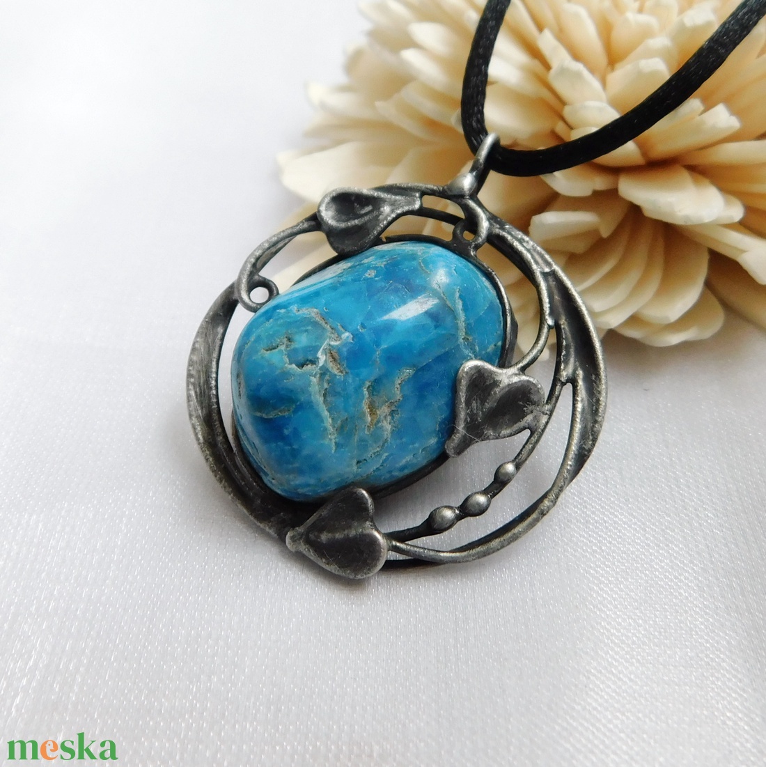 Apatit medál - ékszer - nyaklánc - medál - Meska.hu