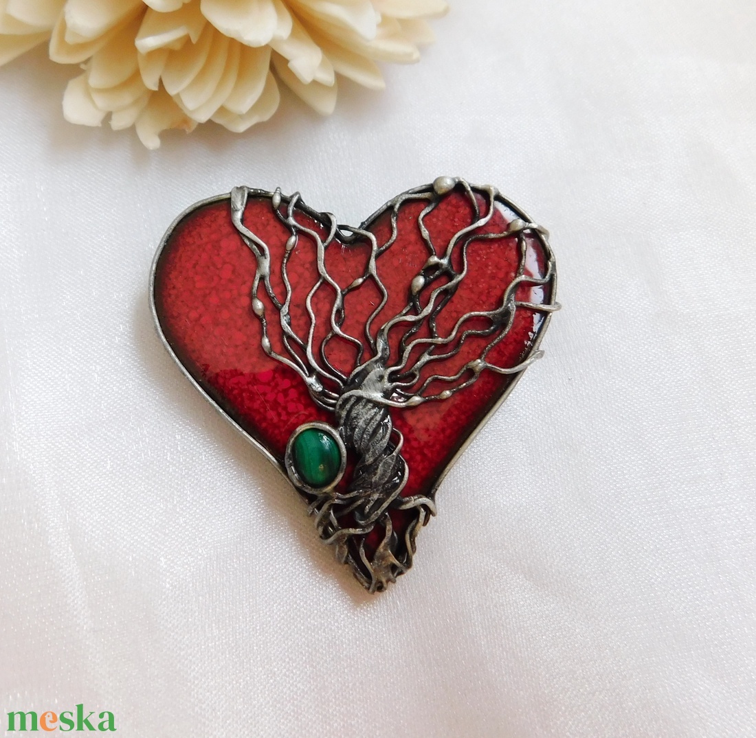 A transzformáció fája - kerámia bross malachittal - ékszer - kitűző és bross - Meska.hu