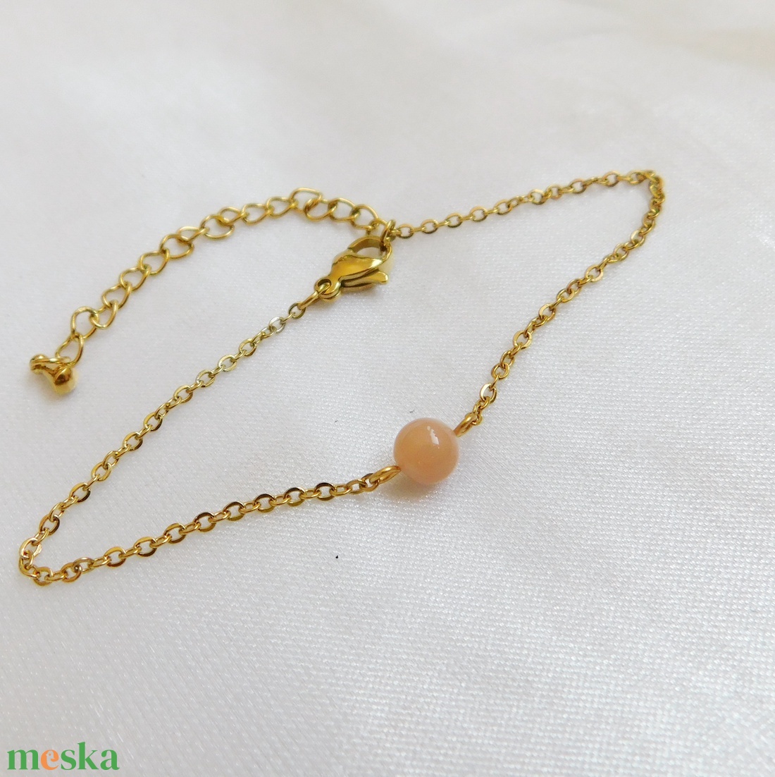 Aranyozott acél karkötő napkővel - ékszer - nyaklánc - medál - Meska.hu