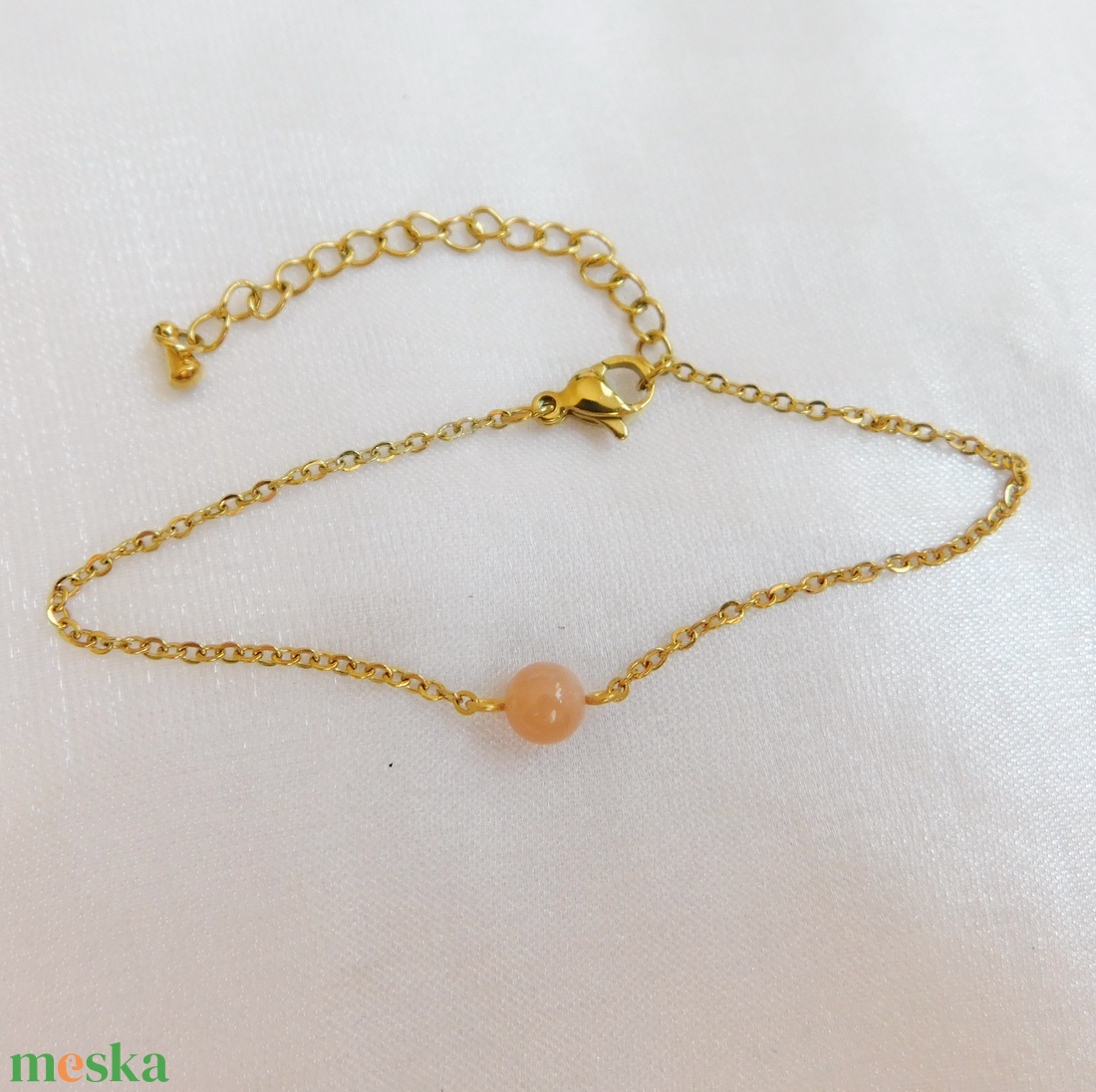 Aranyozott acél karkötő napkővel - ékszer - nyaklánc - medál - Meska.hu