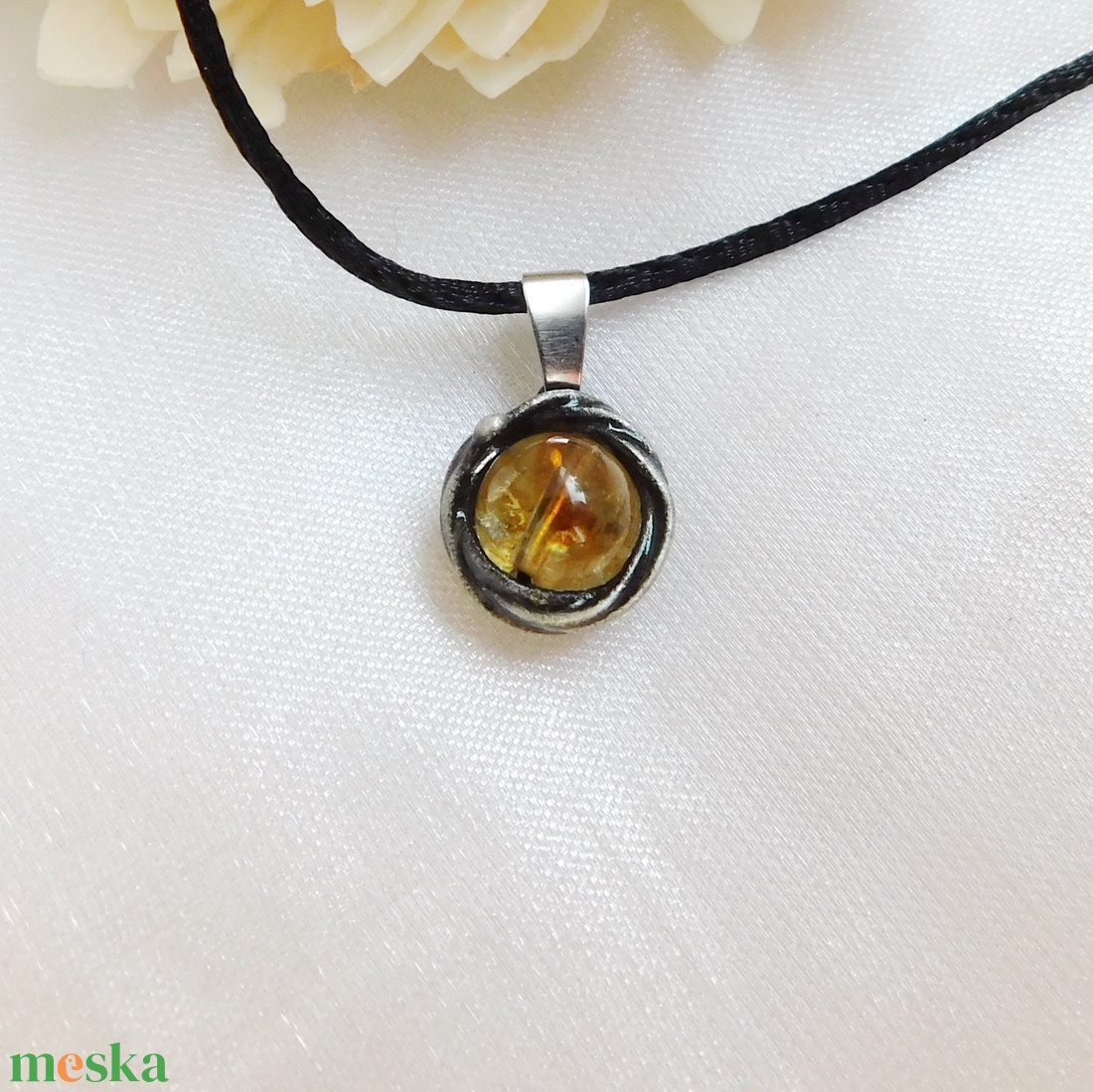 Mini citrin medál - ékszer - nyaklánc - medálos nyaklánc - Meska.hu