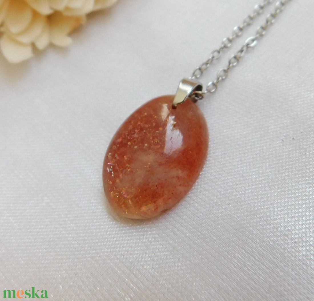 Napkő medál orvosi acél láncon - ékszer - nyaklánc - medál - Meska.hu