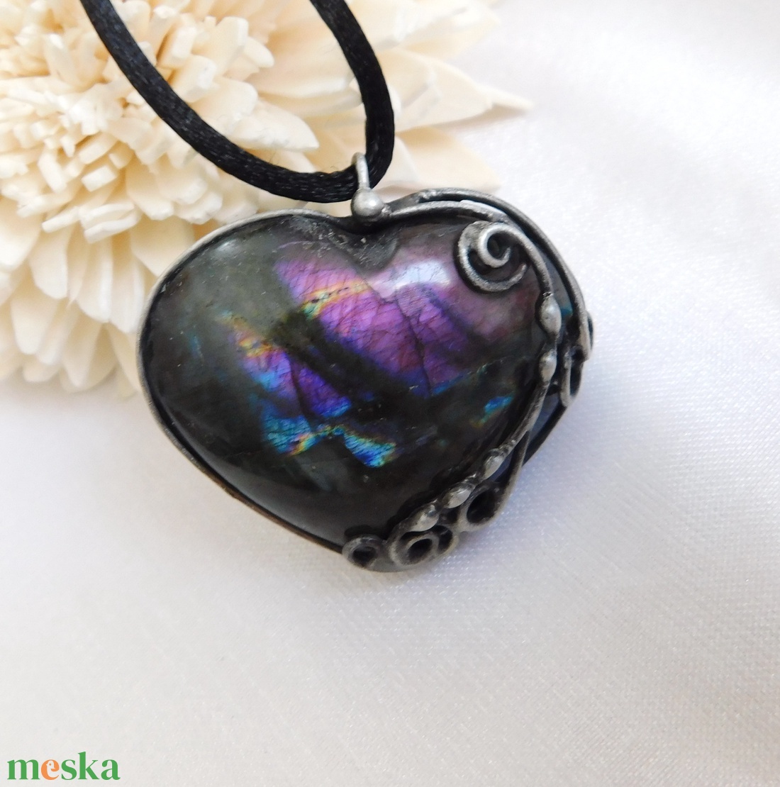 Labradorit szív medál - ékszer - nyaklánc - medálos nyaklánc - Meska.hu