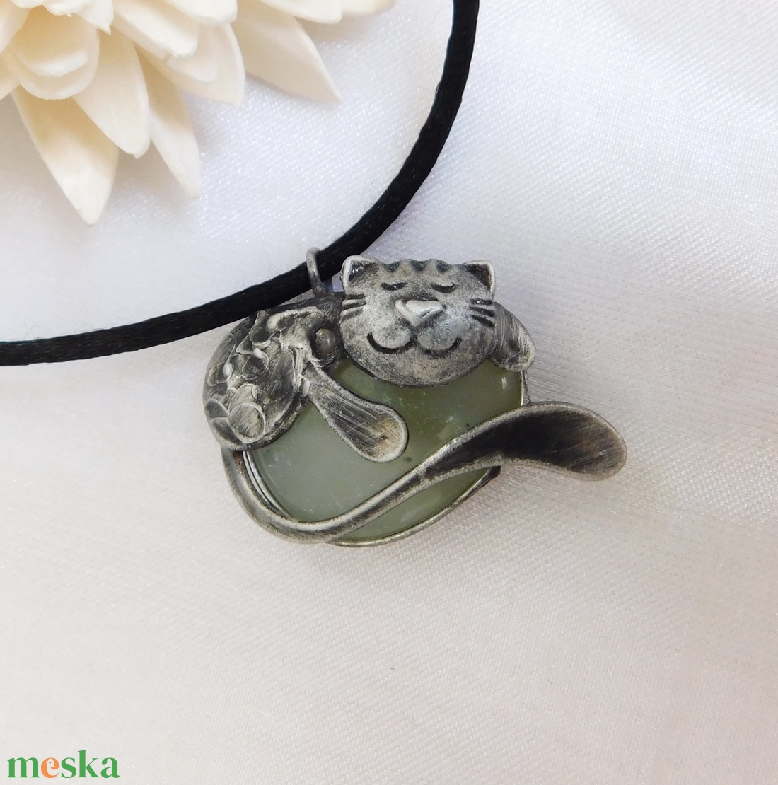 Jáde cica medál - ékszer - nyaklánc - medálos nyaklánc - Meska.hu