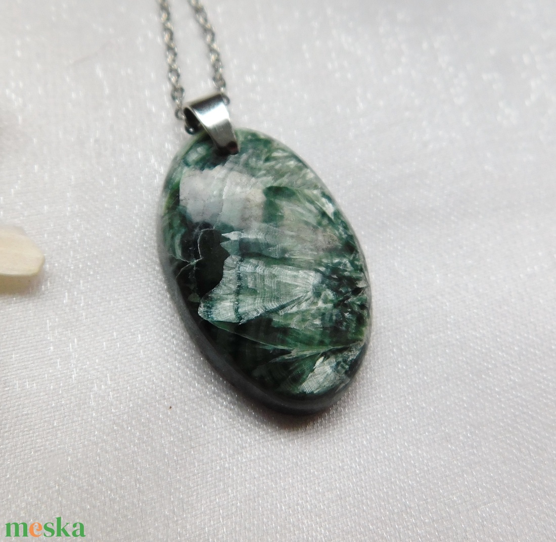 Szerafinit medál acél láncon - ékszer - nyaklánc - medál - Meska.hu