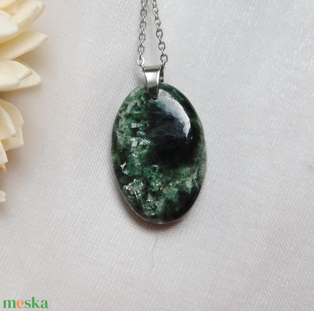 Szerafinit medál acél láncon - ékszer - nyaklánc - medál - Meska.hu