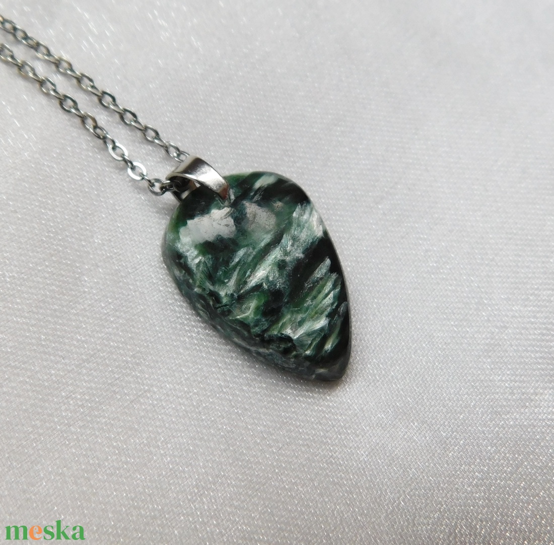 Szerafinit medál acél láncon - ékszer - nyaklánc - medál - Meska.hu