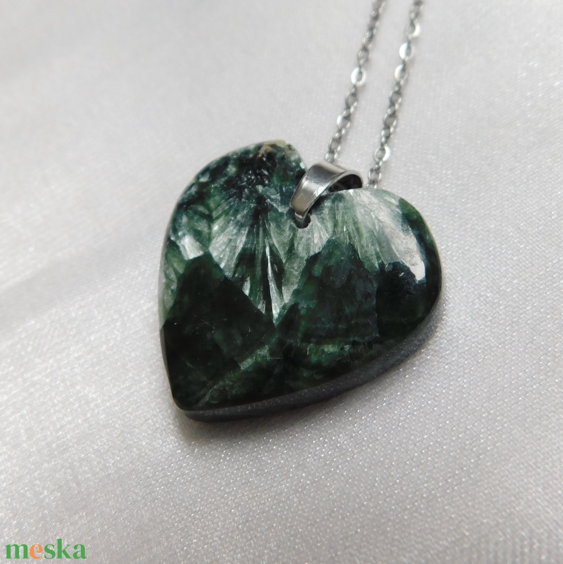 Szerafinit medál acél láncon - ékszer - nyaklánc - medál - Meska.hu