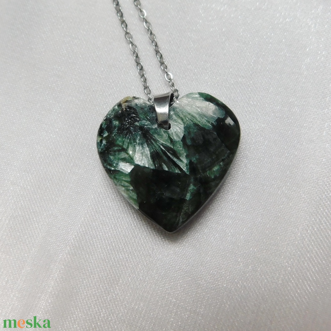 Szerafinit medál acél láncon - ékszer - nyaklánc - medál - Meska.hu