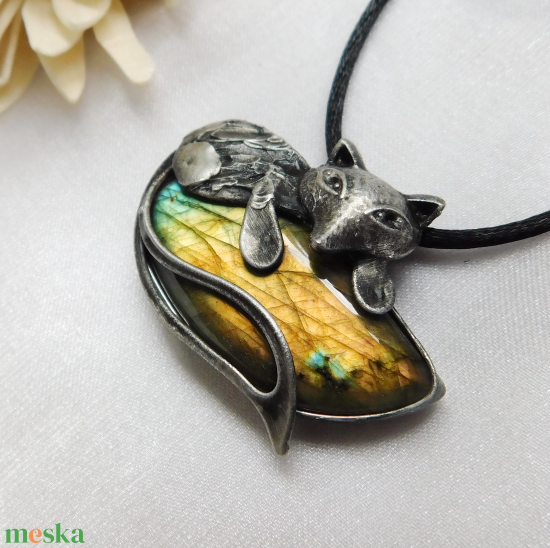 Labradorit róka medál  - ékszer - nyaklánc - medálos nyaklánc - Meska.hu