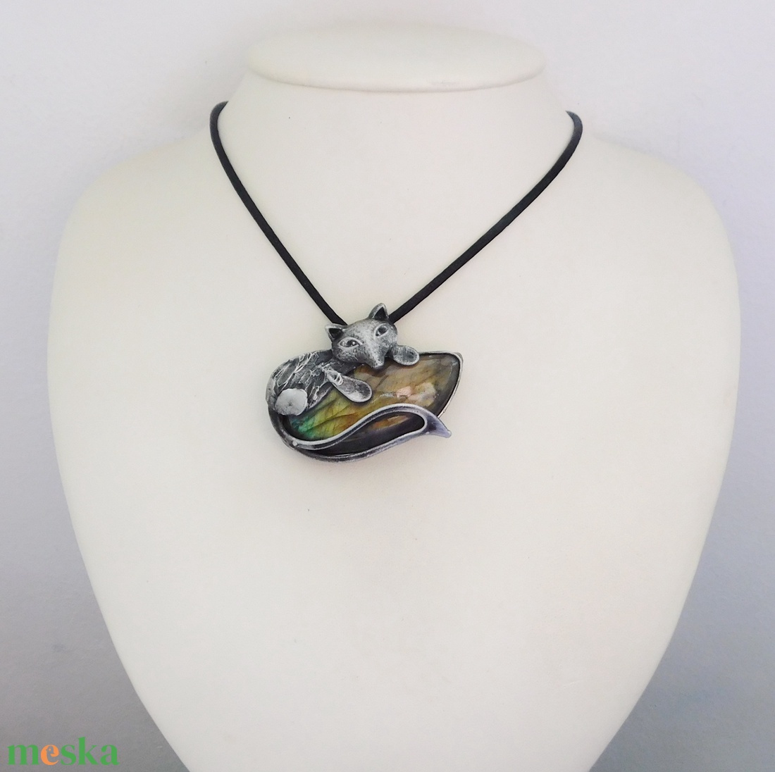 Labradorit róka medál  - ékszer - nyaklánc - medálos nyaklánc - Meska.hu