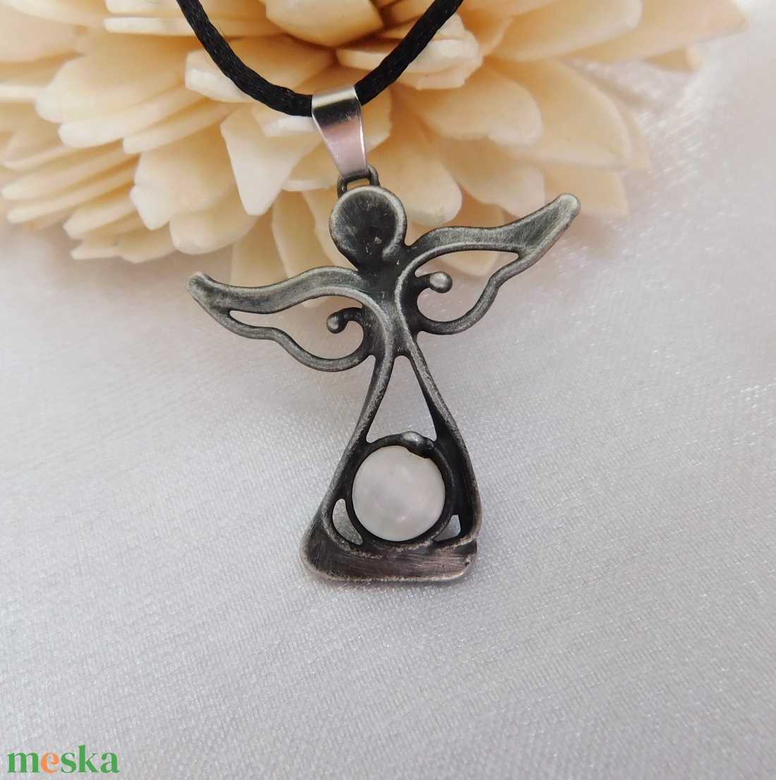 Szelenit angyal medál  - ékszer - nyaklánc - medál - Meska.hu