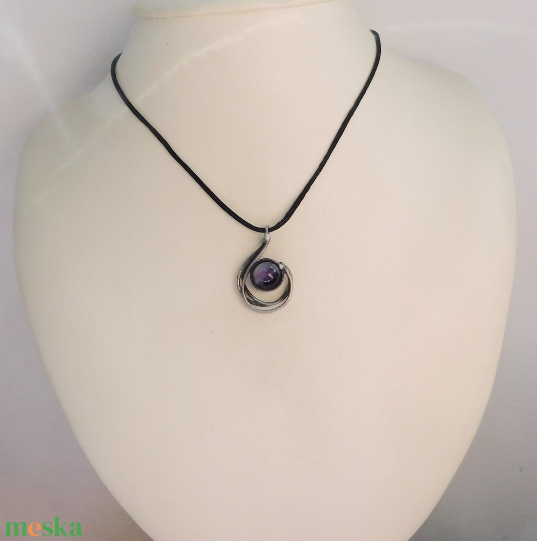 Mini ametiszt medál  - ékszer - nyaklánc - medálos nyaklánc - Meska.hu